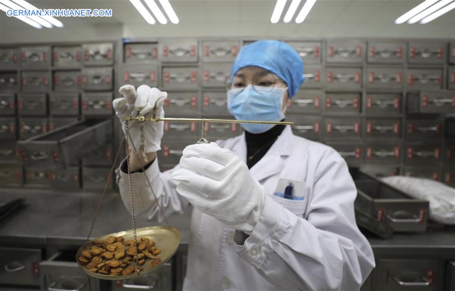 Xinhua Headlines: Traditional Chinese medicine offers oriental wisdom in fight against novel virus