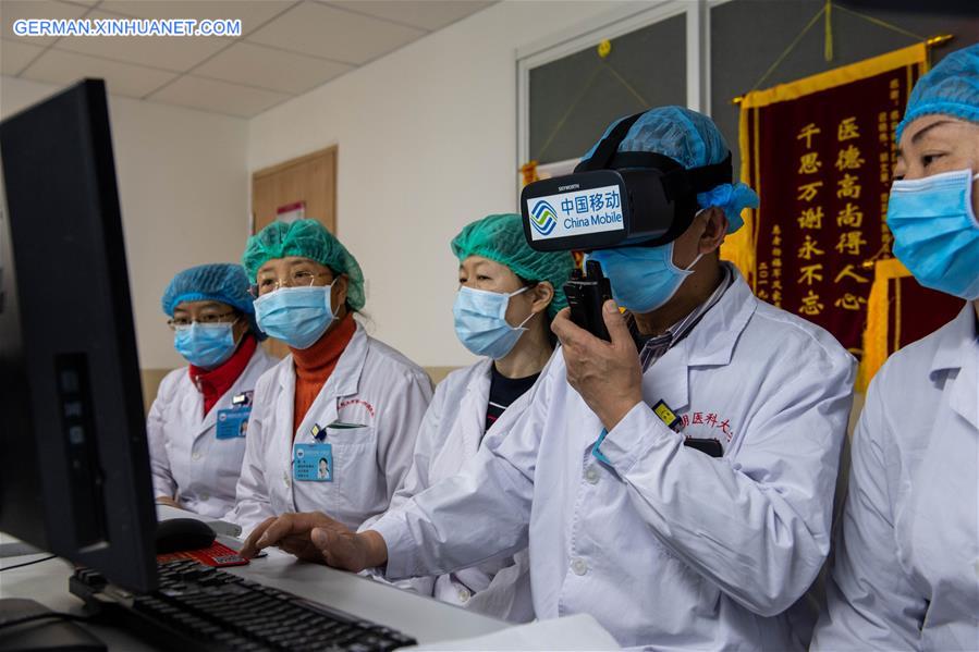 CHINA-YUNNAN-KUNMING-COVID-19-5G+VR-VISITING SYSTEM (CN)