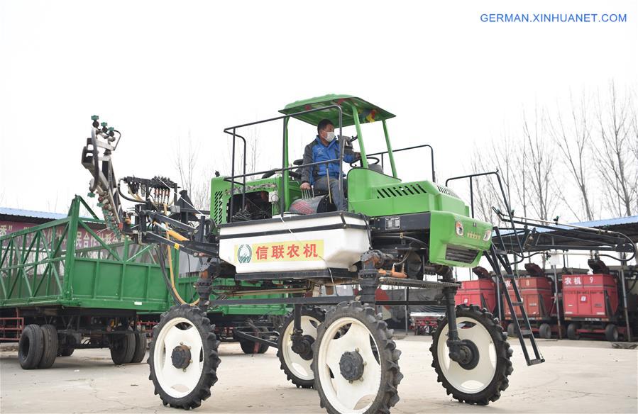 CHINA-HEBEI-AGRICULTURAL MACHINERY-SPRING PLOUGHING (CN)