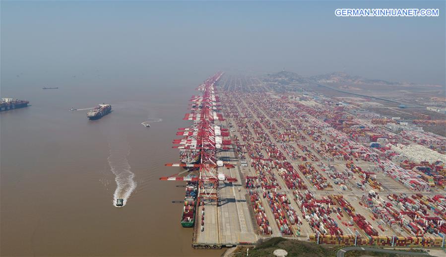 CHINA-SHANGHAI-YANGSHAN PORT-OPERATION-RESUMPTION (CN) 