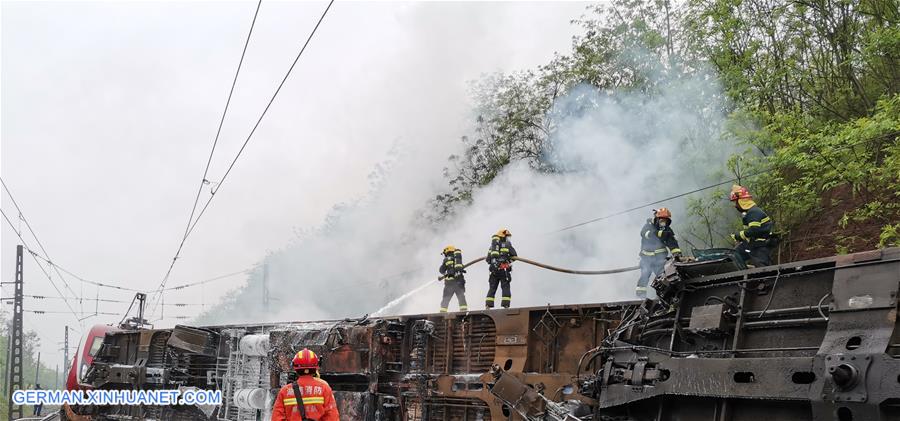 CHINA-HUNAN-CHENZHOU-TRAIN DERAILMENT (CN)