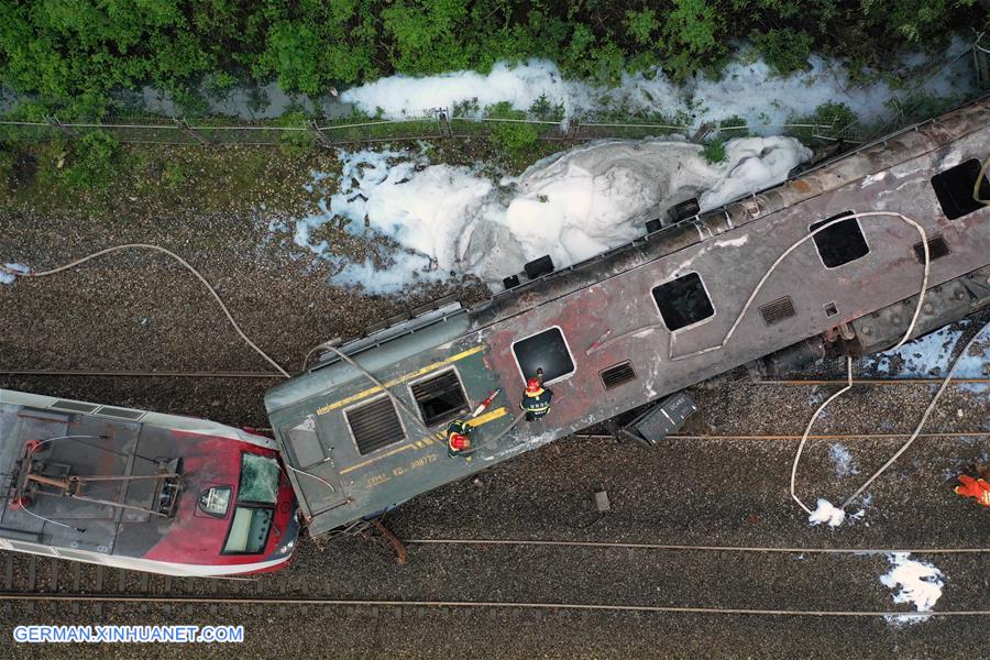CHINA-HUNAN-CHENZHOU-TRAIN DERAILMENT (CN)