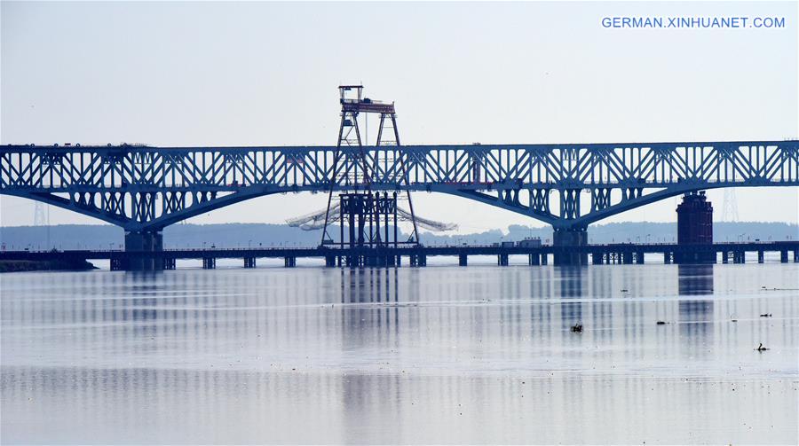 CHINA-ZHENGZHOU-JINAN-RAILWAY-BRIDGE-CONSTRUCTION (CN)