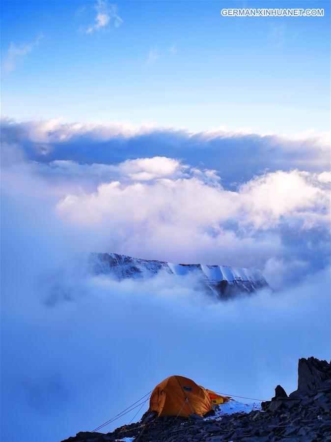 CHINA-TIBET-MOUNT QOMOLANGMA-CAMP TWO (CN)
