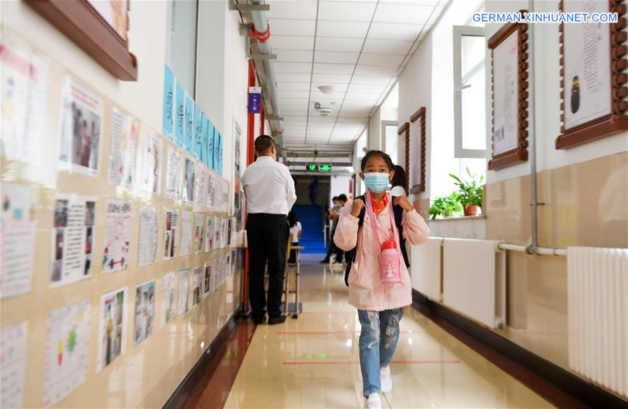CHINA-JILIN-CHANGCHUN-STUDENTS-RETURN(CN)