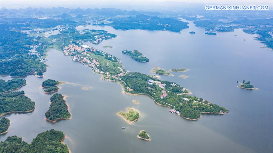 CHINA-GUIZHOU-QINGZHEN-HONGFENG LAKE-SCENERY (CN)