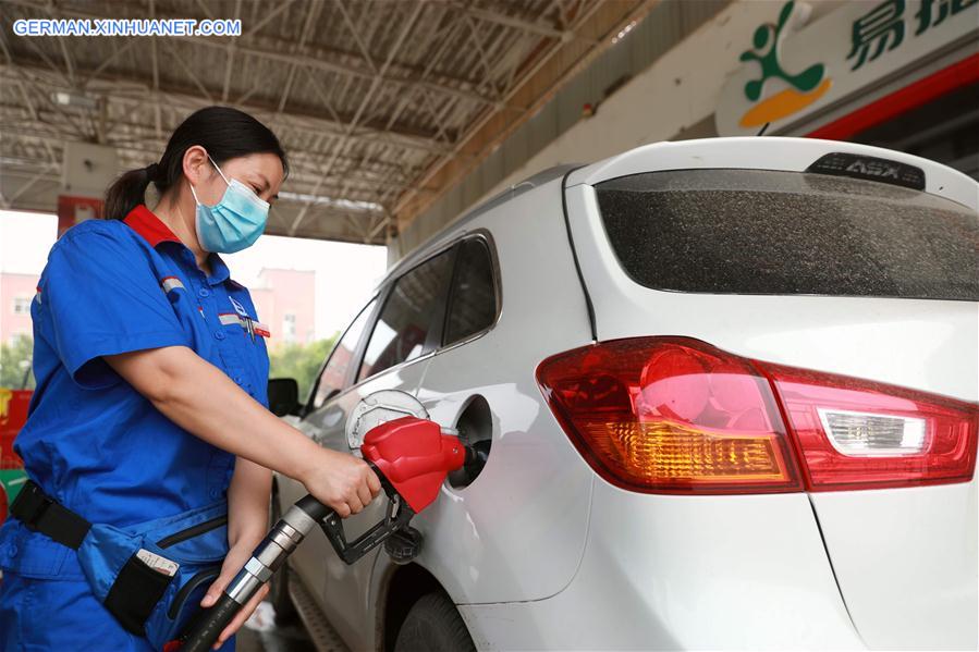 #CHINA-GASOLINE-DIESEL-RETAIL PRICE-RISE (CN)