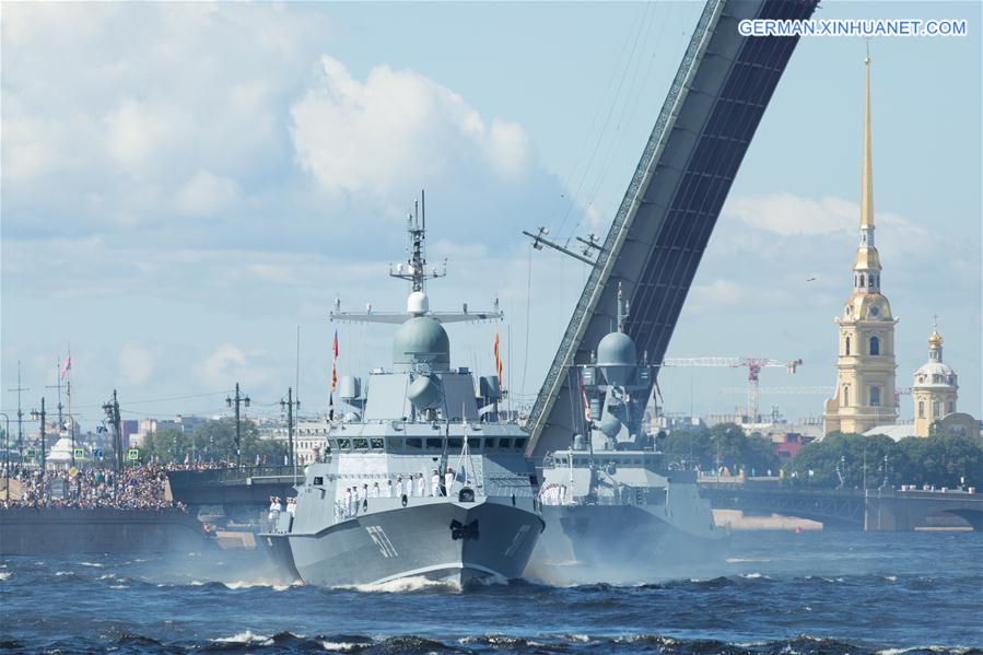 RUSSIA-ST. PETERSBURG-NAVY DAY-CELEBRATION-PARADE
