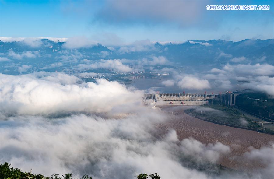 #CHINA-HUBEI-YANGTZE RIVER-THREE GORGES DAM-FLOODWATER-DISCHARGE (CN)