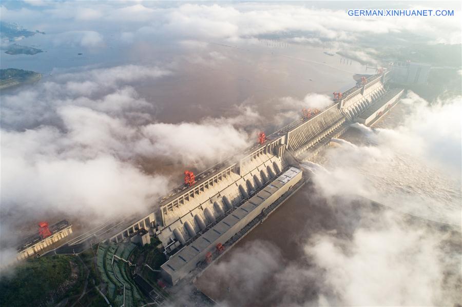 #CHINA-HUBEI-YANGTZE RIVER-THREE GORGES DAM-FLOODWATER-DISCHARGE (CN)