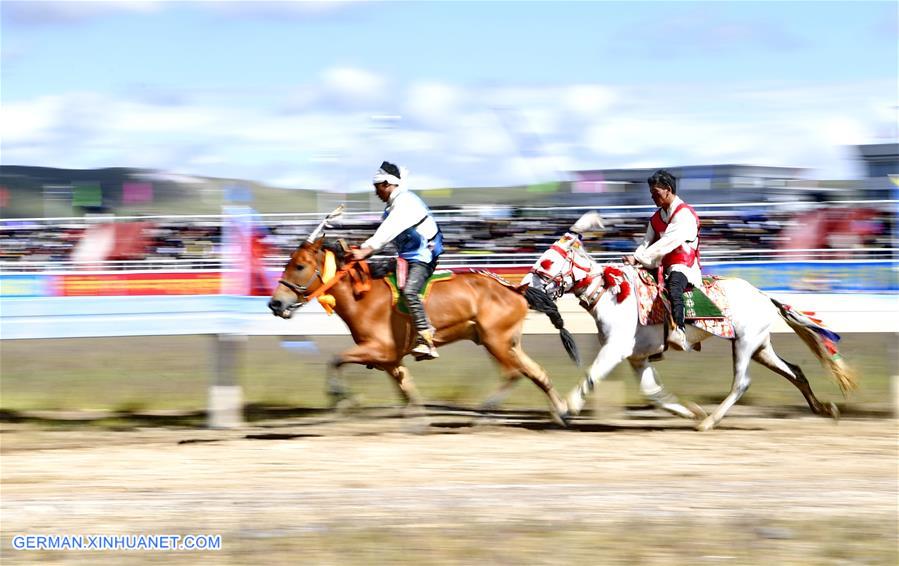 (SP)CHINA-TIBET-NAGQU-HORSE RACING FESTIVAL (CN)
