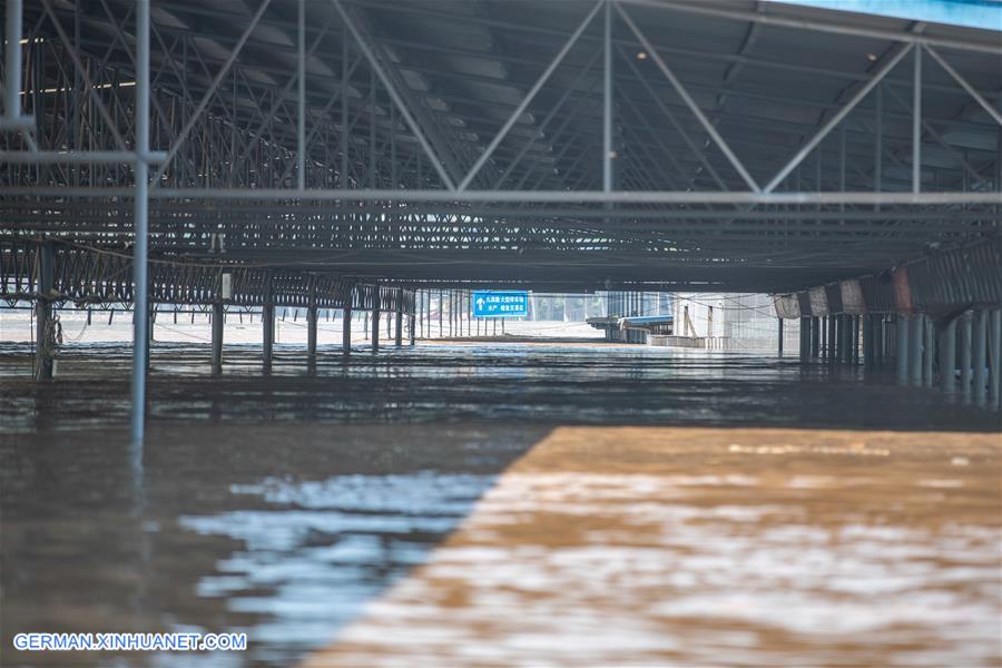 CHINA-CHONGQING-YANGTZE RIVER-FLOOD (CN)