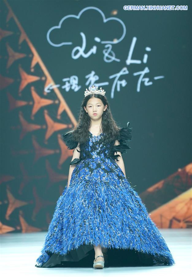 CHINA-ZHEJIANG-HANGZHOU-KIDS-FASHION WEEK (CN)