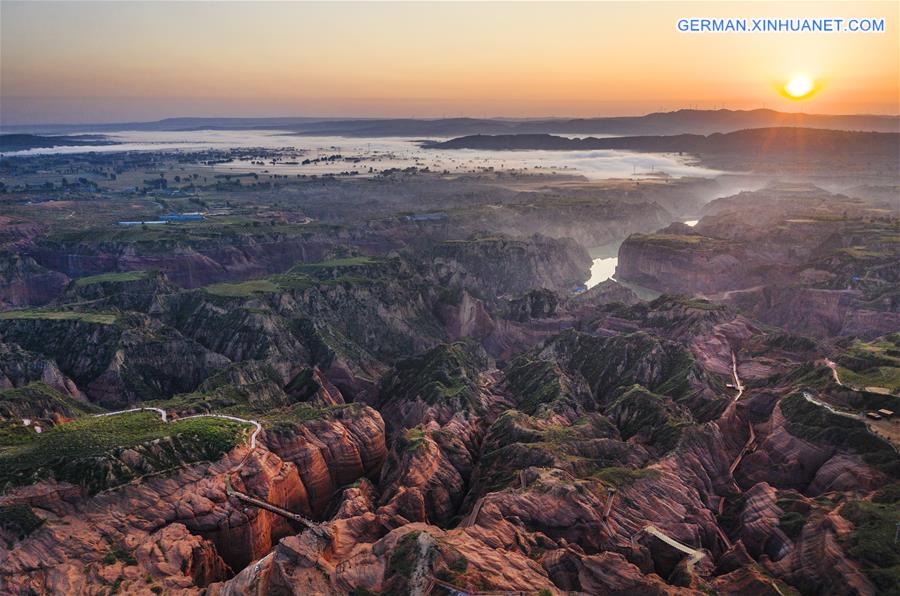 CHINA-SHAANXI-JINGBIAN-DANXIA LANDFORM (CN)