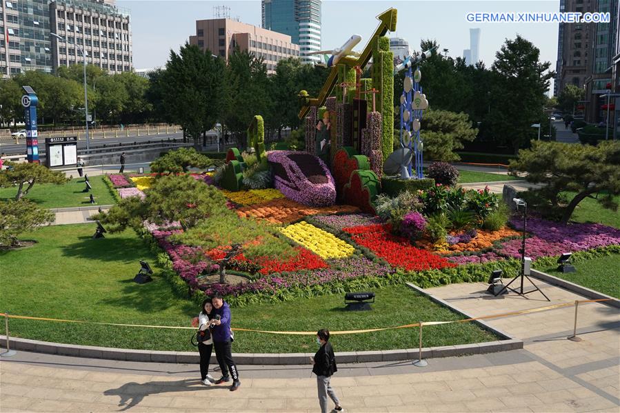 CHINA-BEIJING-NATIONAL DAY-FLOWER DECORATIONS (CN)