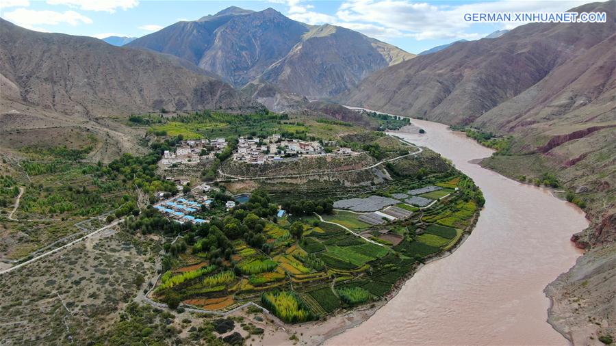 (InTibet)CHINA-TIBET-QAMDO-70TH ANNIVERSARY-LIBERATION (CN)