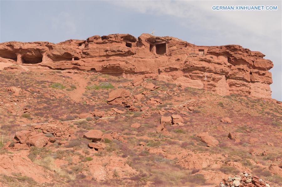 CHINA-INNER MONGOLIA-ORDOS-ARJAI GROTTOES (CN)