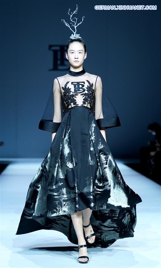 China Fashion Week in Beijing veranstaltet Xinhua English.news.cn