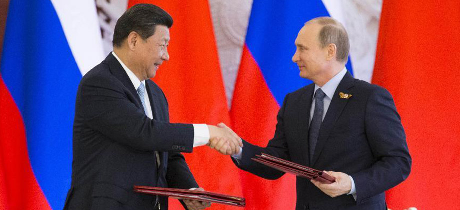 Xi Jinping und Wladimir Putin unterzeichnen eine gemeinsame Erklärung