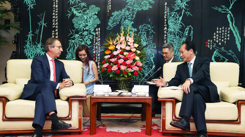 Cai Mingzhao trifft Präsidenten der Agentur EFE von Spanien