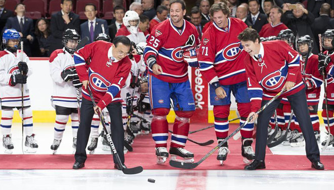 Li Keqiang und sein kanadischer Amtskollege besuchen Bell Center des renommierten kanadischen Ice-Hockey Teams Montreal Kanadier
