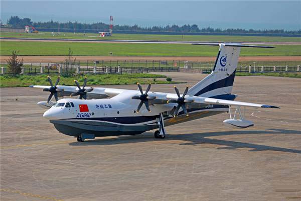 China Fokus: Tests auf Wasser mit in China hergestelltem großem Amphibienflugzeug AG600 beginnen