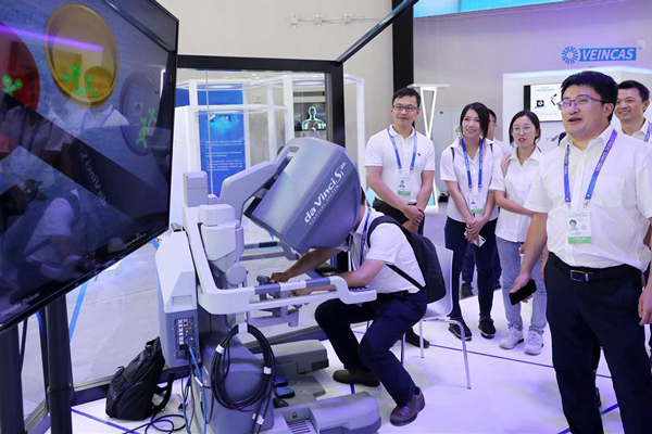 Weltkonferenz für künstliche Intelligenz in Shanghai eröffnet