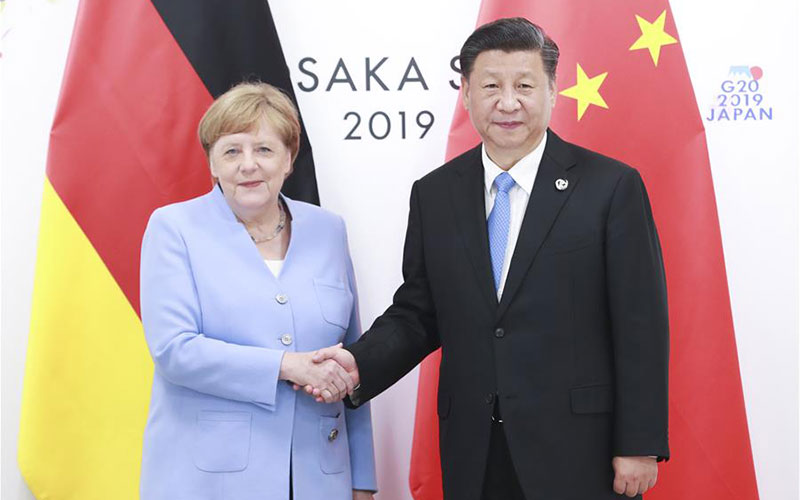 Xi Jinping trifft deutsche Bundeskanzlerin Angela Merkel in Osaka
