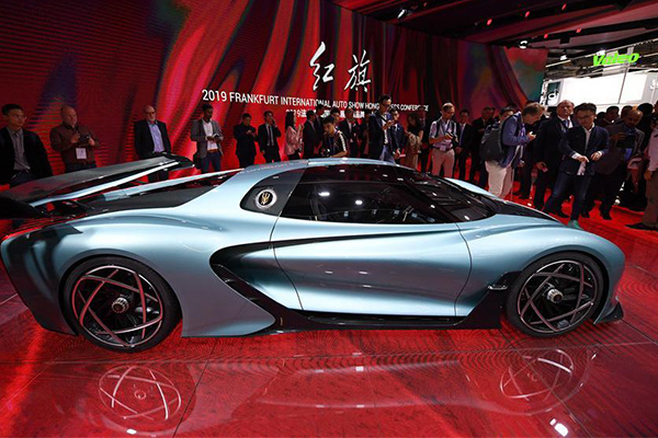 Chinesische Autohersteller präsentieren neue Tech-Konzeptautos auf der Internationalen Automobil-Ausstellung