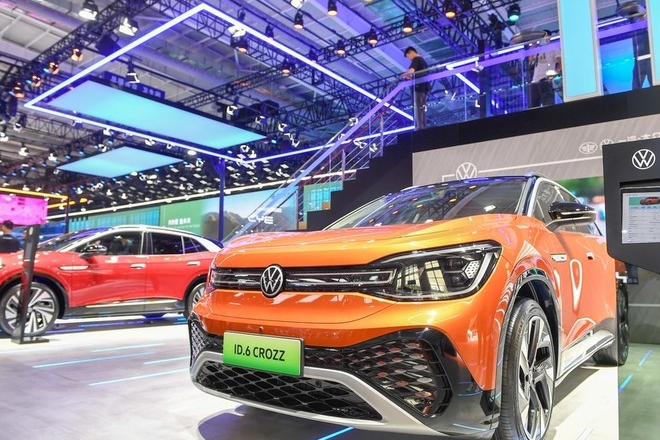 Internationale Autohersteller wetteifern um Chinas riesigen Automarkt