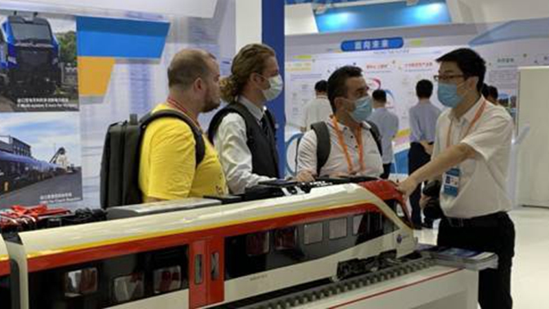 2. China-MOEL-Expo zieht zahlreiche Besucher an