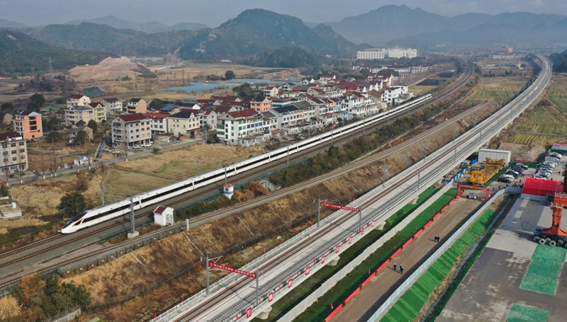 China baut seine erste ÖPP-Hochgeschwindigkeitsbahn