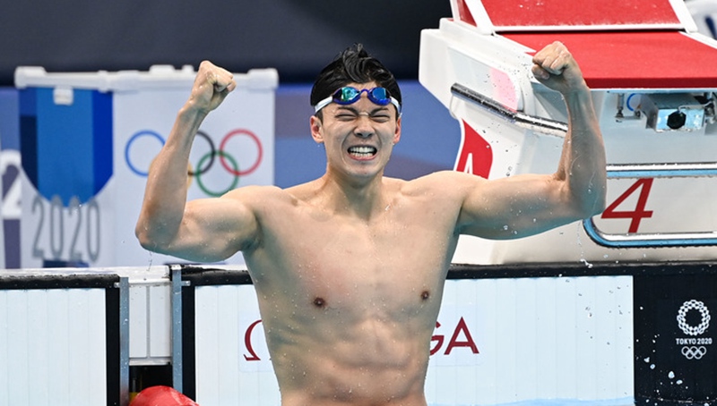 Olympia in Tokio: Chinesischer Schwimmer Wang gewinnt Gold über 200 Meter Lagen der Männer