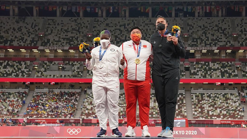 Olympia in Tokio: Chinesische Kugelstoßerin Gong Lijiao gewinnt ihr erstes olympisches Gold