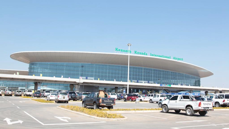 Sambischer Präsident enthüllt von chinesischem Unternehmen gebautes modernes Flughafenterminal