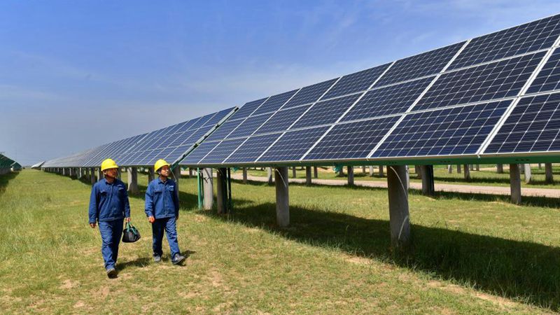 In Bildern: Photovoltaik-Kraftwerk im nordchinesischen Dorf