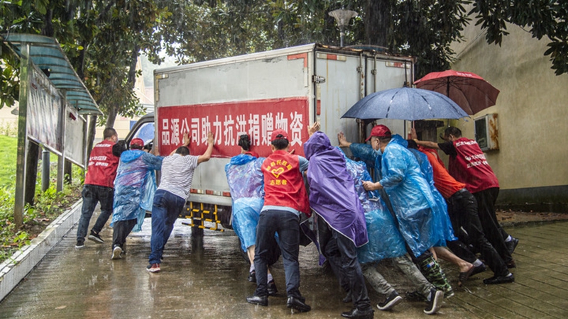 Katastrophenhilfe und Rettungsmaßnahmen in chinesischer Provinz Hubei laufen