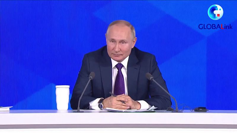 GLOBALink | Russland stellt sich gegen Politisierung des Sports: Putin