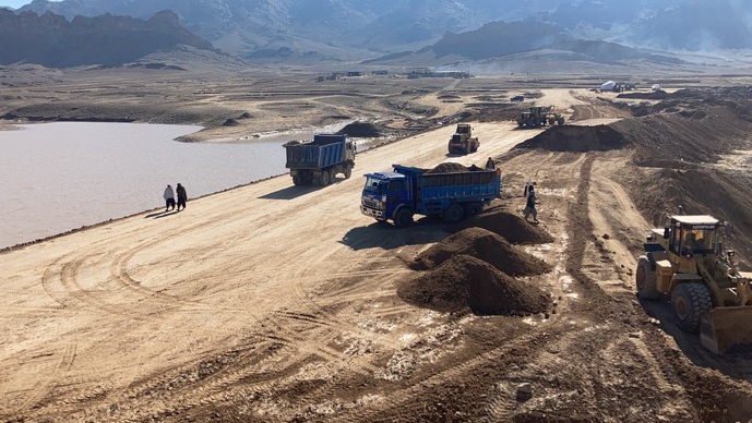 Fotoreportage: Afghanistan baut Staudamm zur Wasserumleitung