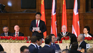 Xi Jinping hält eine Rede beim Willkommensessen in Manchester