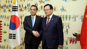 Li Keqiang trifft sich mit dem Präsidenten der Nationalversammlung der Republik Korea