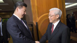 Xi Jinping trifft Nguyen Phu Trong in Hanoi