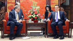Li Keqiang empfängt Bill Gates
