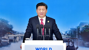 Xi Jinping hält Rede bei der Eröffnungszeremonie der 2. WIC in Wuzhen