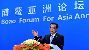 Li Keqiang hält bei der Eröffnungszeremonie der Jahreskonferenz des Boao Forums für Asien eine Rede