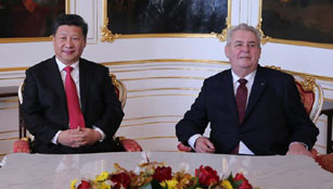 Xi Jinping führt Gespräche mit dem tschechischen Präsidenten