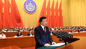 Liu Yunshan nimmt am 9. nationalen Kongress von der Chinesischen Vereinigung für Wissenschaft und Technologie teil