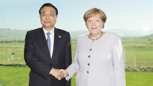 Chinesischer Ministerpräsident drängt EU das Stellvertreterland-Konzept planmäßig fallen zu lassen