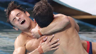 Großbritannien gewann Bronzemedaille beim Finale des Synchronisierten Wasserspringens von 10m-Plattform
