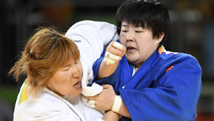 Yu Song gewann die Bronzemedaille für +78kg Wettbewerb des Judos der Frauen